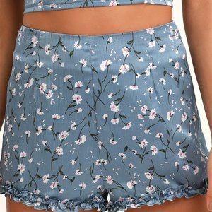 NWT: Lulu's Blue Floral Ruffled Shorts
